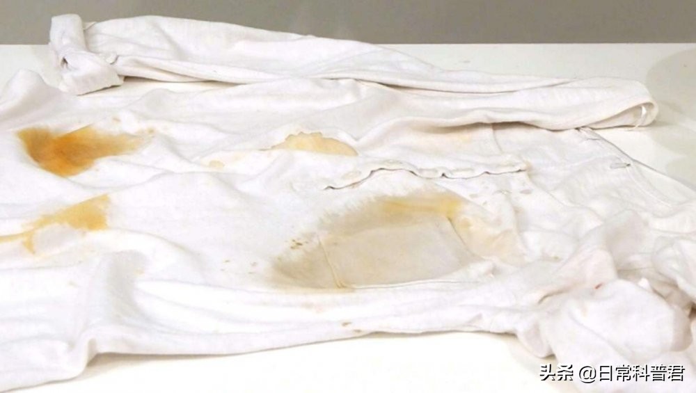 衣服顽固墨水污渍去除的最佳方法,衣服上的汽油污渍怎么去除小窍门