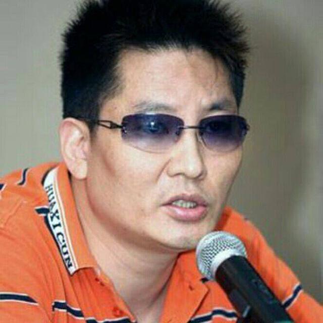 著名导演炮轰孙俪邓超:你们无病*吟呻**,太占用公共资源