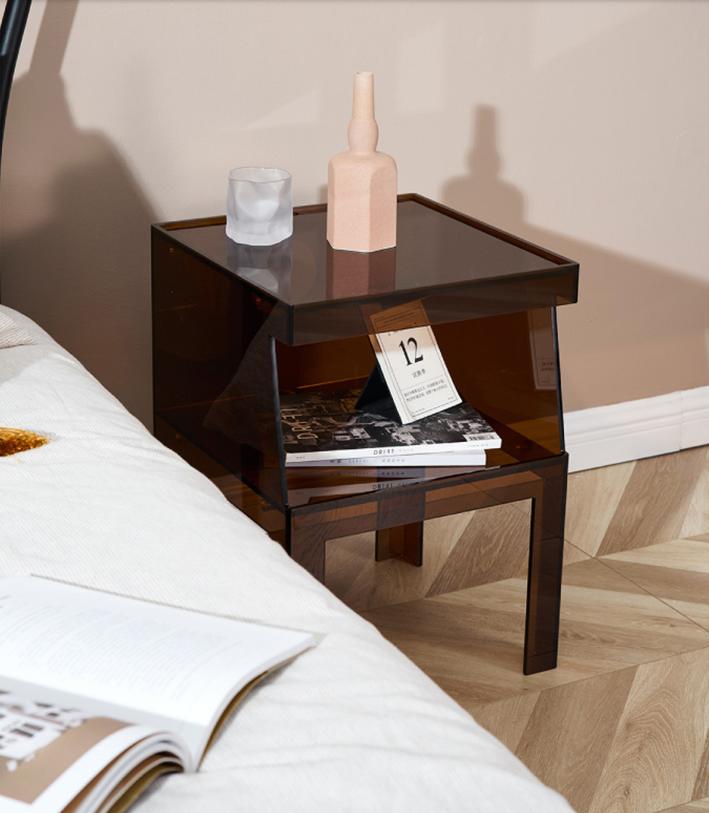 扔掉鸡肋床头柜,扔掉床头柜空间立马变大