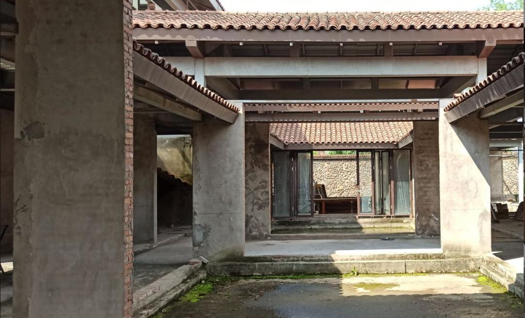 被56万压垮，重庆力帆帝国即将破产？昔日超级豪宅沦为鬼楼？