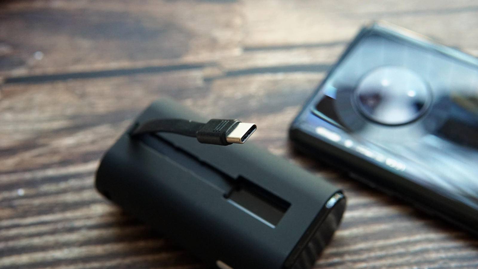 iwalk爱沃可口袋充电宝,iwalk爱沃可磁吸充电宝10000毫安