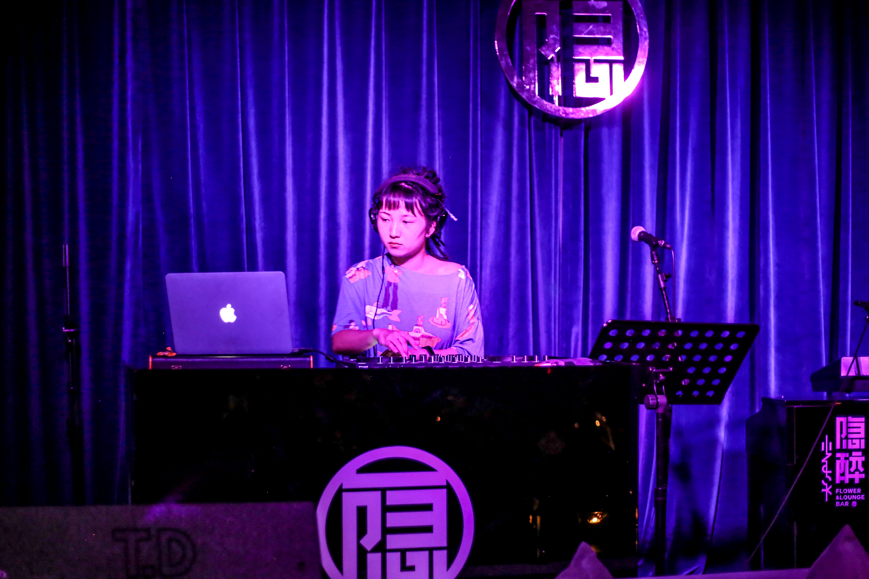 三亚适合年轻人去的酒吧,不爱去酒吧的人陪你去