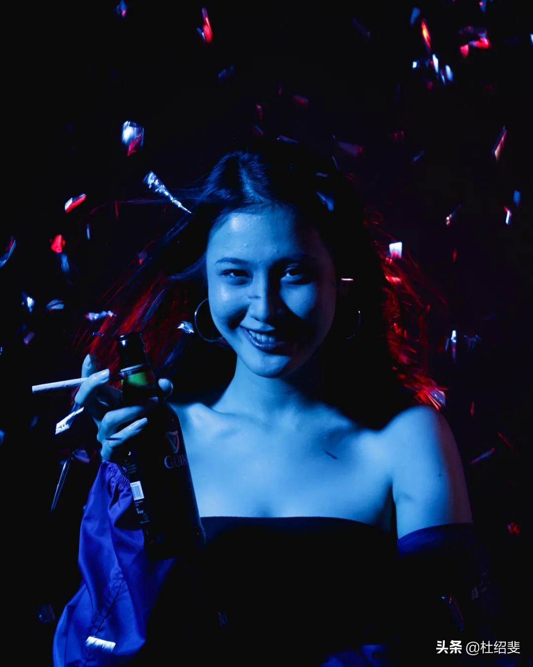 如何请陌生女孩喝一杯(内部交流).PDF