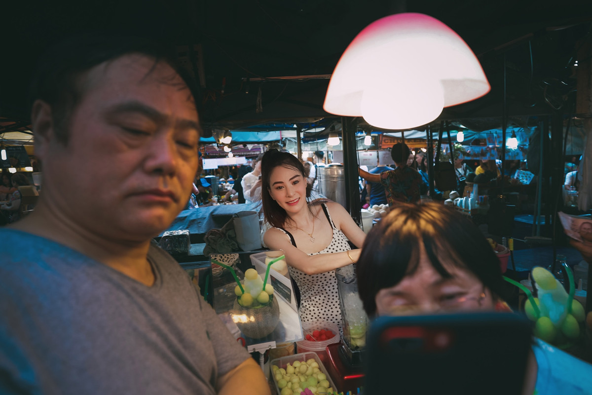 泰国美食推荐网红打卡地,泰国旅游网红打卡美食城