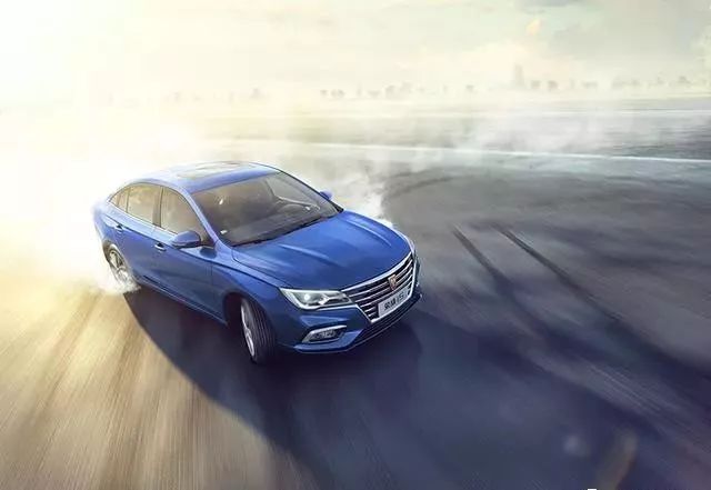 12万买紧凑家轿这几款好开又省油,2022款最省油的紧凑型suv10万内落地