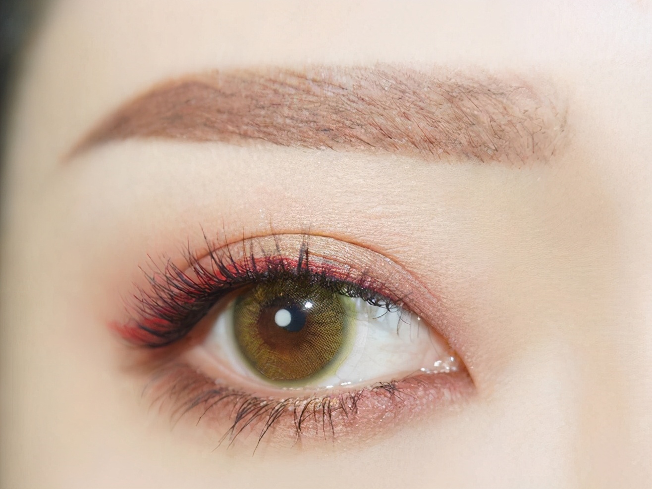 踏青创意妆容,打造夏日冰清玉洁妆