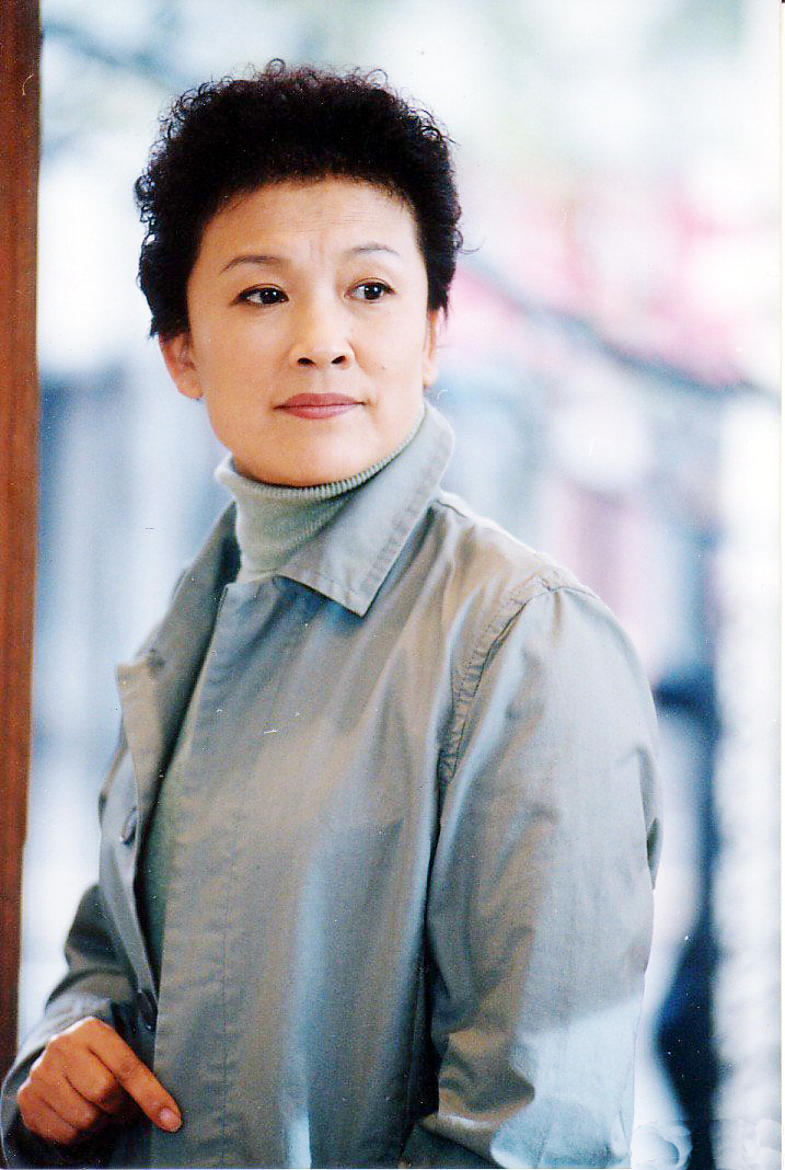 宋春丽嫁音乐教授,宋春丽的丈夫和孩子