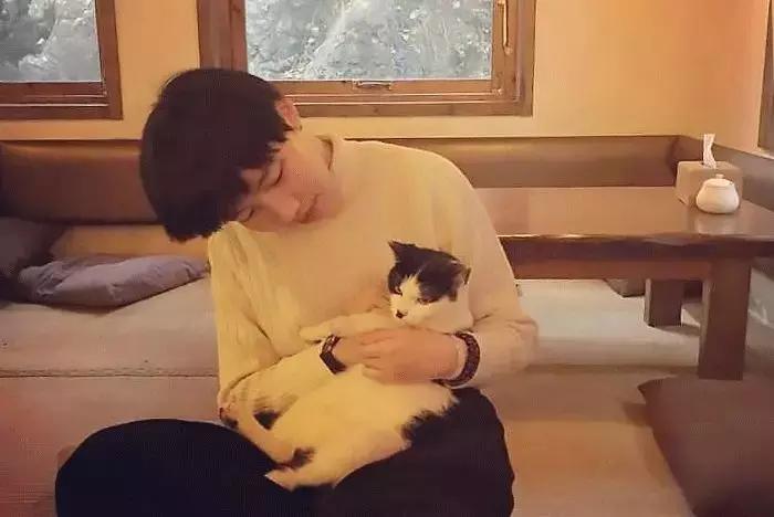 广州90后妹子用顶级纸艺解剖人体，看过的人惊艳到灵魂出窍