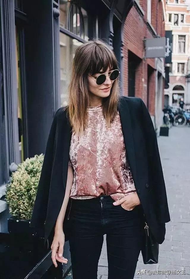 米杏色和驼色白驼绒哪个色更好看,深灰色和咖啡色黄皮穿哪个好看