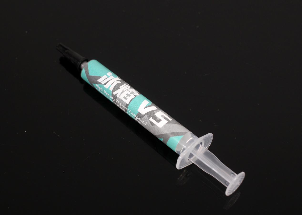 三款主流硅脂横评：谁能为十代酷睿散热解忧？