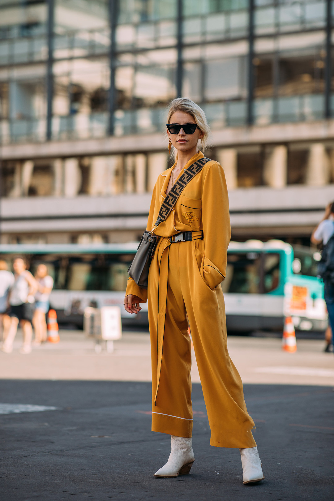 今年流行切尔西靴,切尔西靴最潮小众