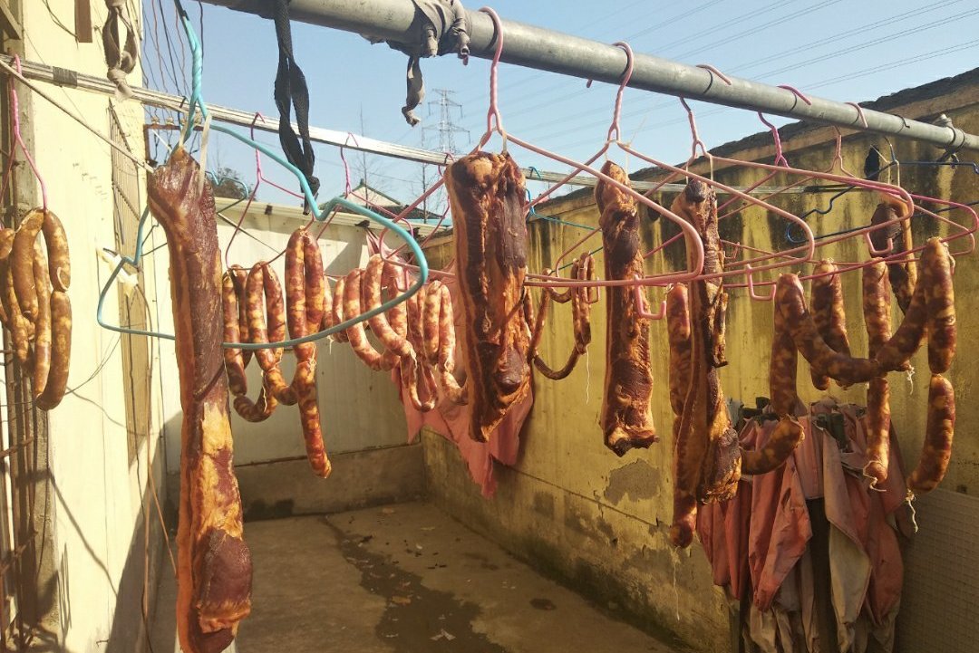 想灌腊肠没有灌肠器,想灌香肠怎么挑肠衣