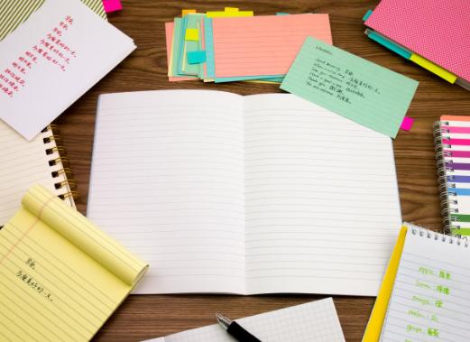 英语中有很多介词时该怎么翻译,怎么翻译英语句子中的介词