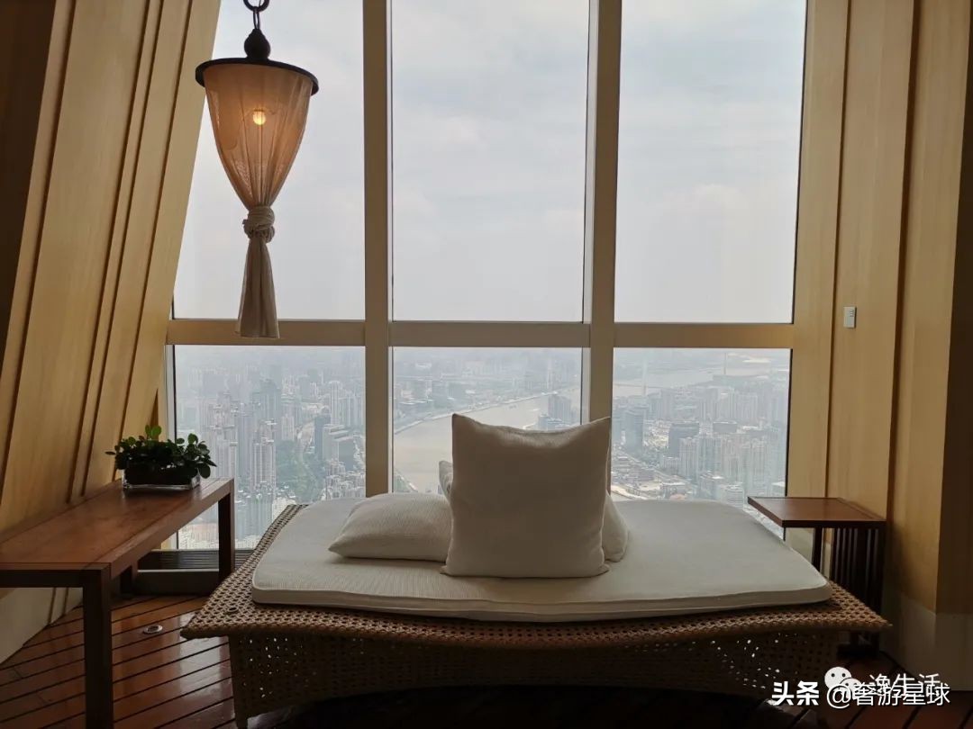 神の战|丽思、柏悦、MO、四季,陆家嘴7大奢华酒店谁是你的最爱?