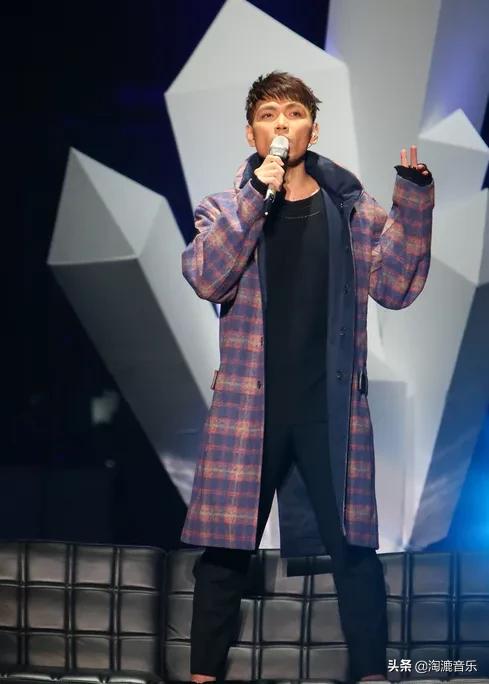 催泪的神歌神曲,催泪神级歌曲