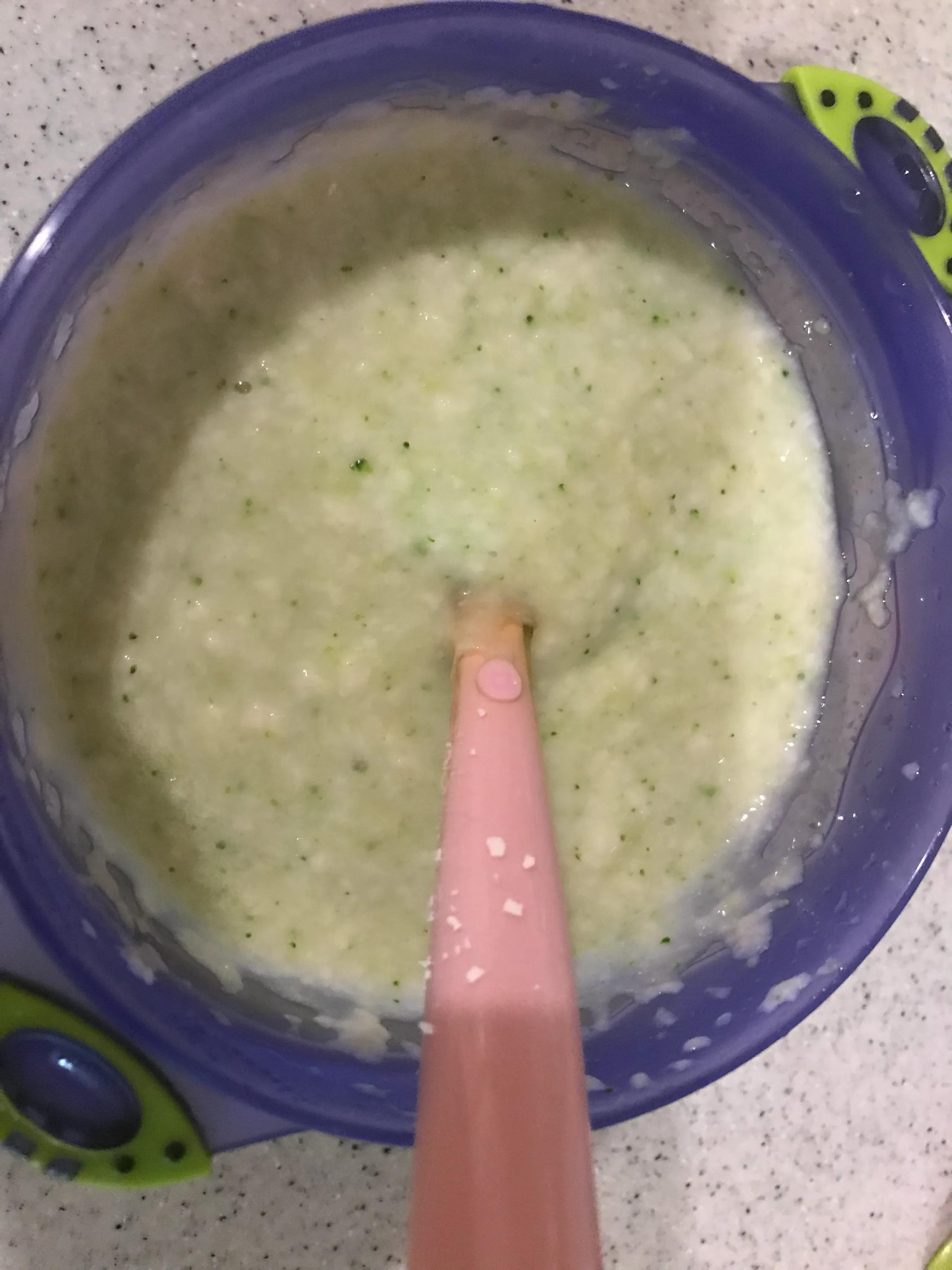 7个月的宝宝吃什么辅食缓解便秘,7个月的宝宝吃辅食便秘怎么改善