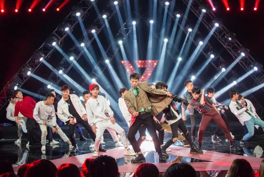 选秀逆袭成功的人,选秀爆火顶流