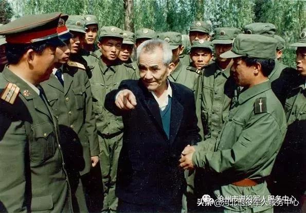 燕秀峰张嘎,嘎子燕秀峰的故事