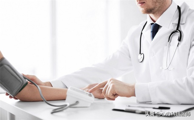 怎样正确使用腕式电子血压计测量,手表式电子血压计的正确使用方法