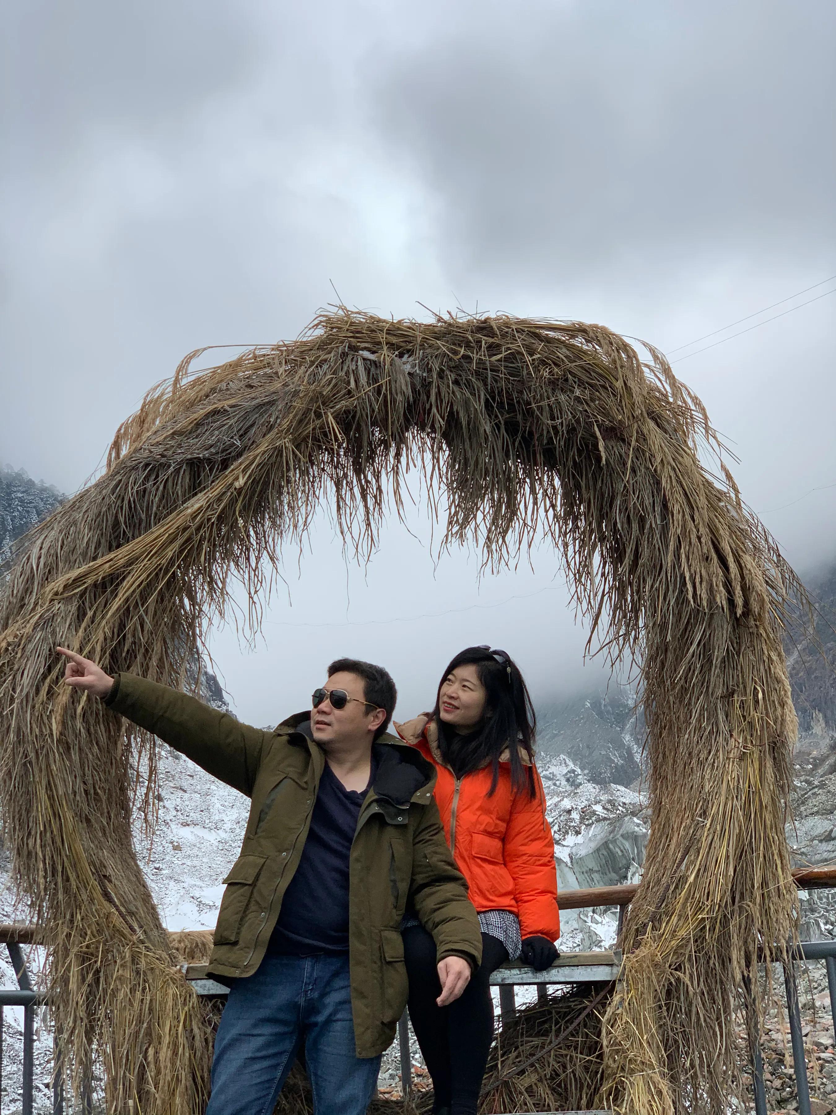 海螺沟燕子沟旅游攻略,海螺沟和燕子沟哪个更值得去