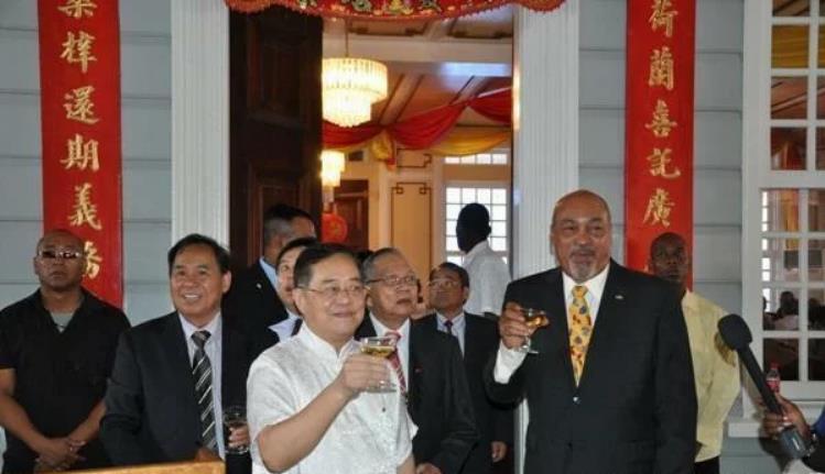 绁栫睄鍦ㄤ腑鍥界殑澶栧浗鏀胯鍥剧墖,绁栫睄鍦ㄤ腑鍥界殑澶栧浗鏀胯