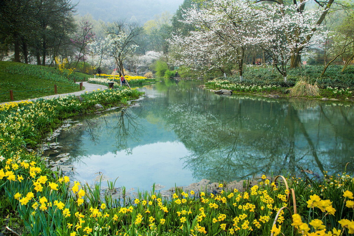 32首关于清明的古诗词,描写清明节的古诗50首