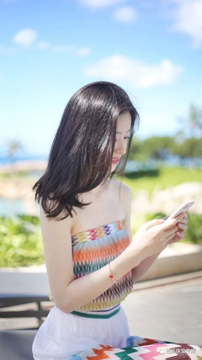 撞衫撞物尴尬瞬间,撞衫撞鞋子有点尴尬