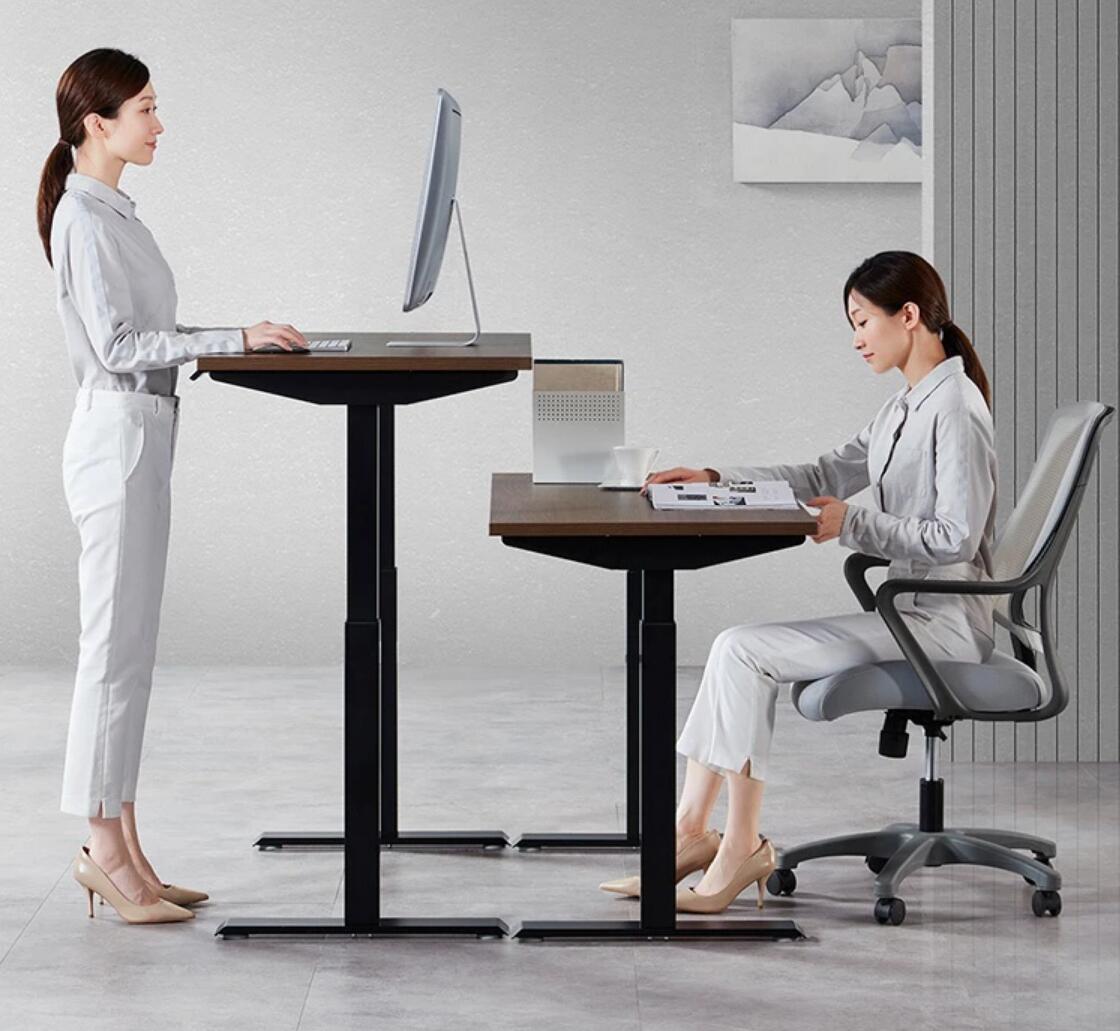 看了何同学的那条视频后……桌搭一款适合自己舒适又实用的桌子