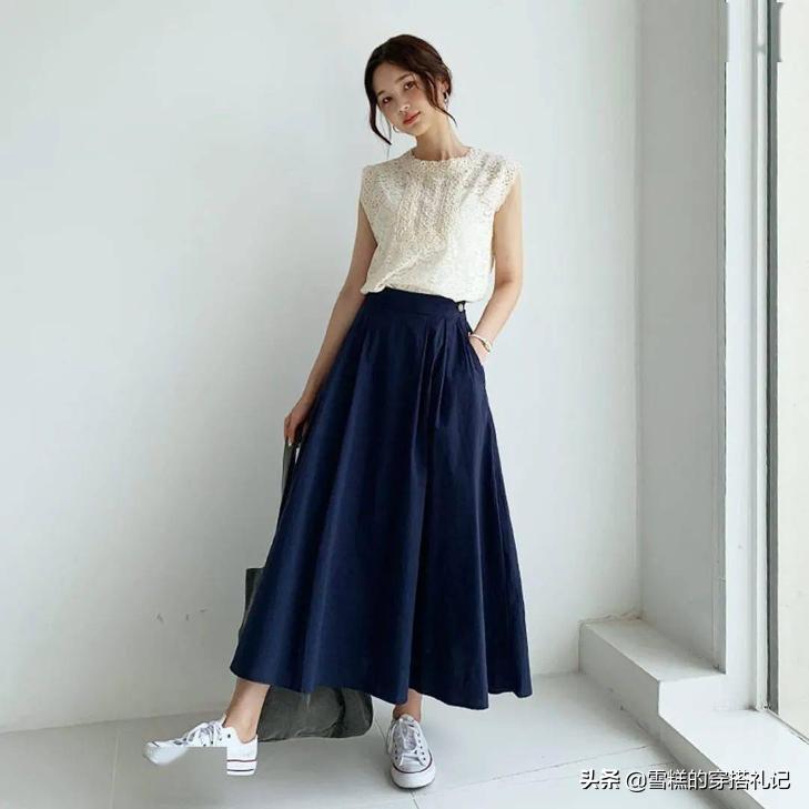 伞裙怎么搭配显高显腰瘦,伞裙搭配什么上衣最好显腰细