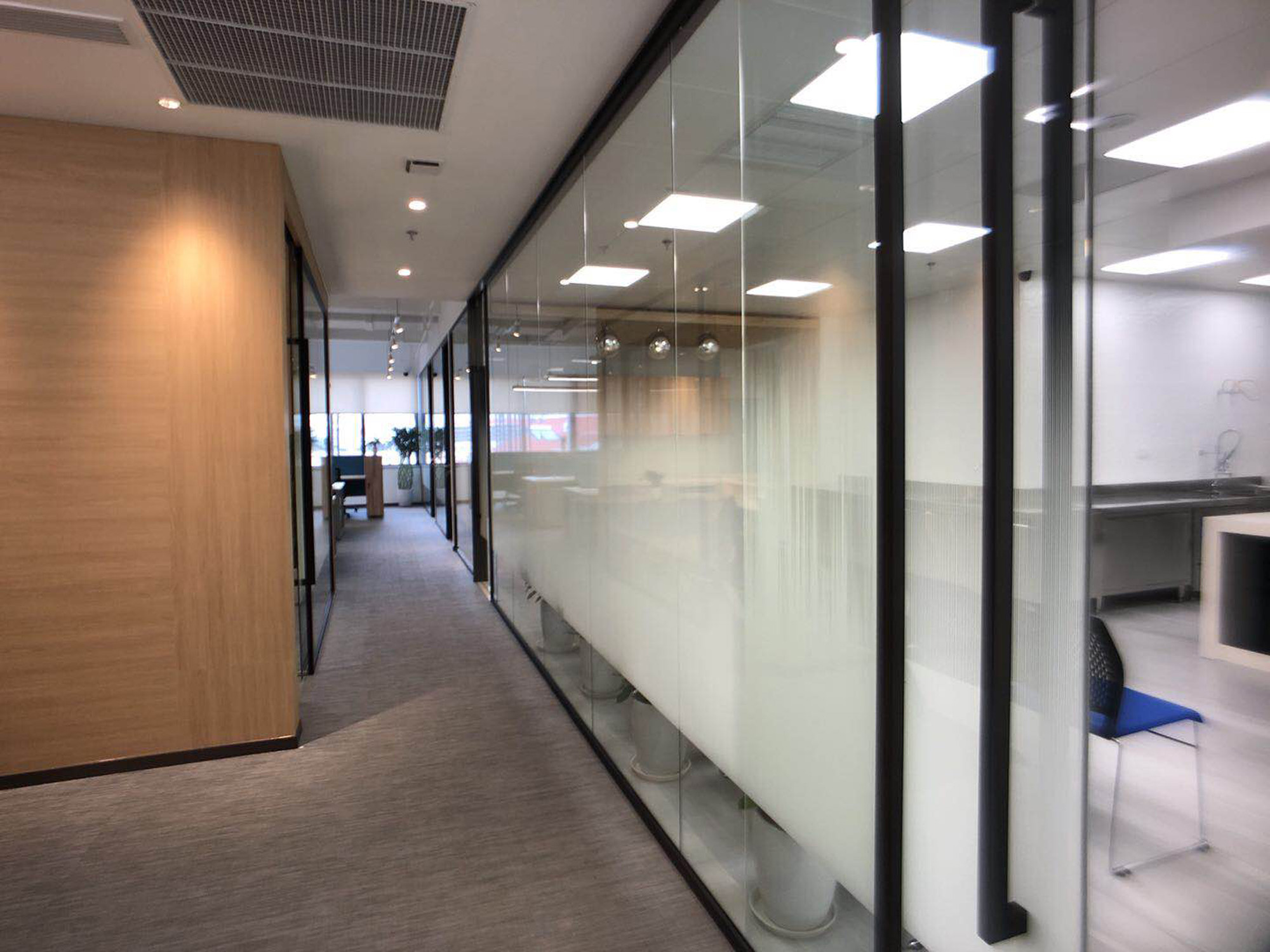 轻质隔断隔音防火,什么隔断性价比高又实惠