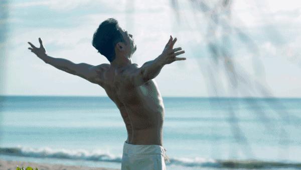 刘奕君杨烁朱亚文行走的荷尔蒙,行走的荷尔蒙杨烁和靳东谁更帅