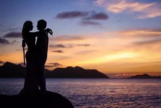 没有榆木的男人，只有不会撩的女人：两招教你撩动老公