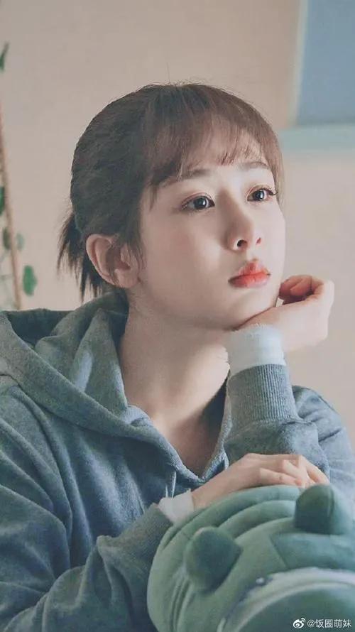 舒畅杨紫胡静三人的对比图,全女明星阵容杨紫舒畅