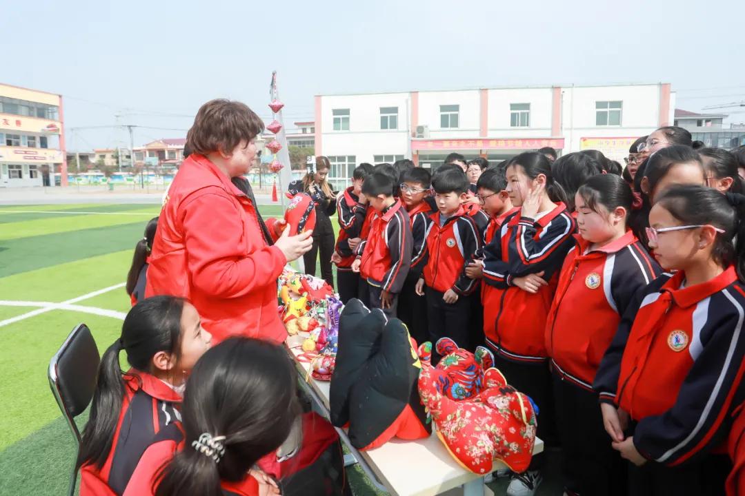 非遗进校园传承在行动,非遗入校园心得