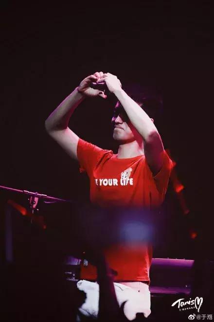 这档节目后，我们夸奖一首歌好听的方式，或许能变多了