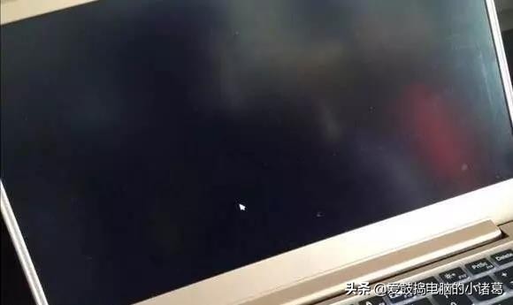 win10电脑黑屏只有鼠标箭头怎么办,win10登录微软账户黑屏只显示鼠标