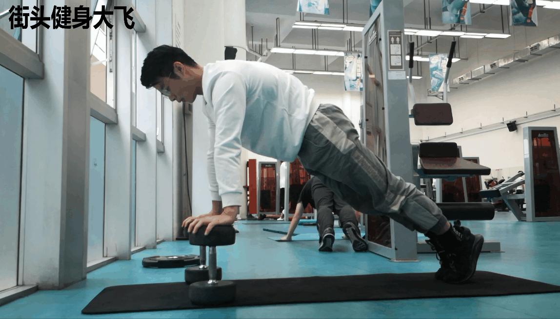 练俯卧撑怎样才能达到增肌的效果,俯卧撑增肌训练一次做几个合适