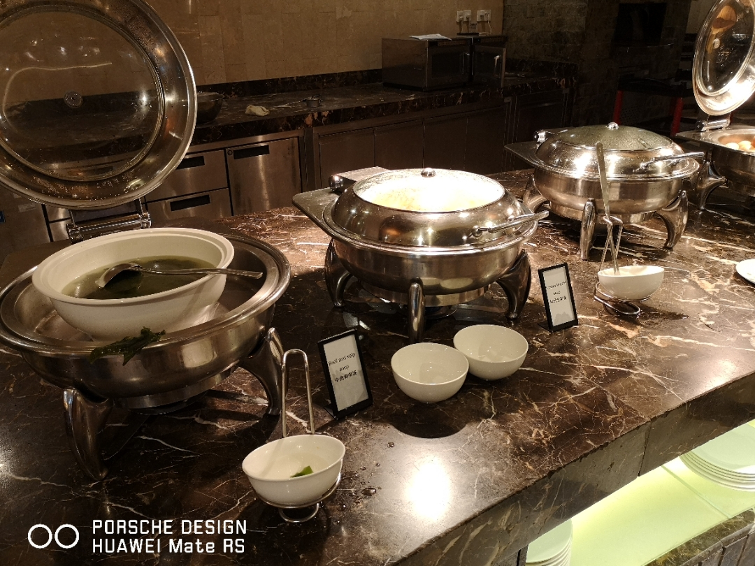 南京下关滨江希尔顿,南京世茂滨江希尔顿酒店电话号码