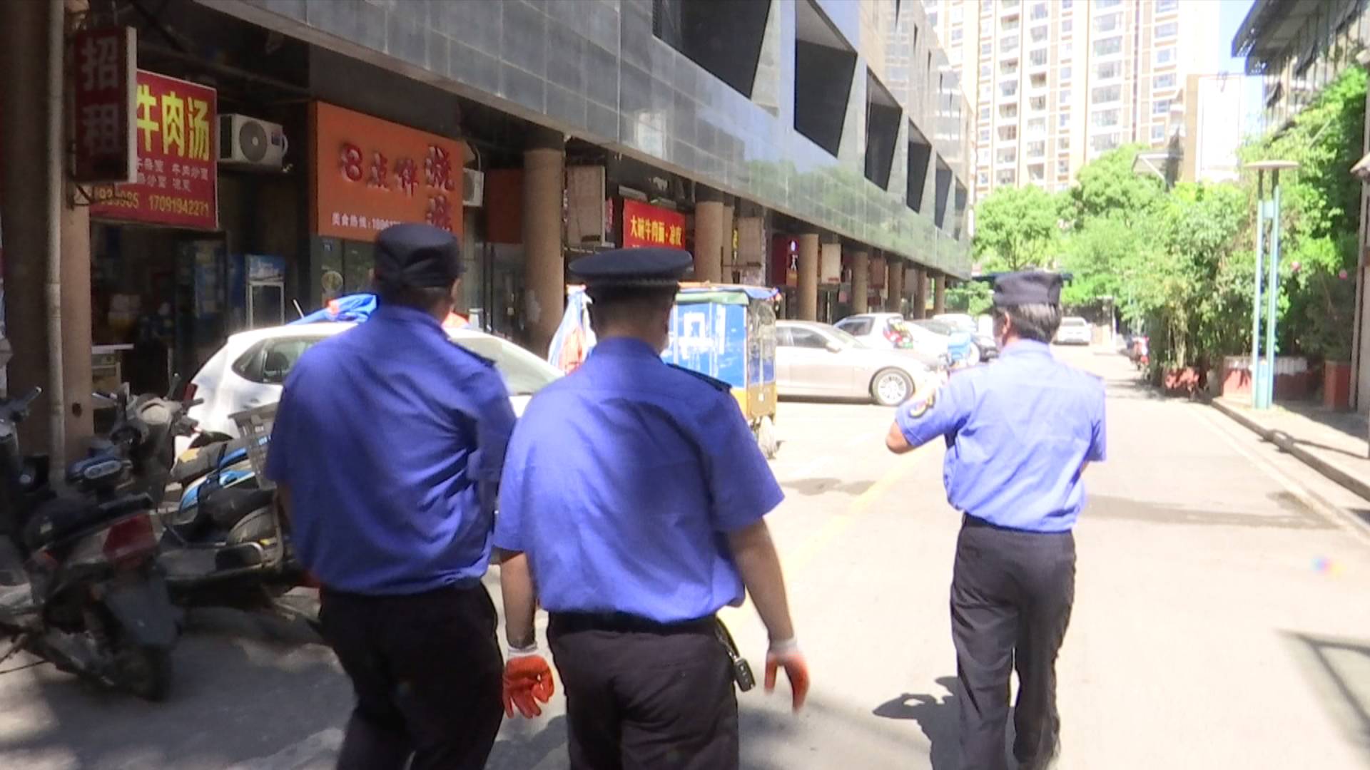 无锡酒吧街整顿,突击检查酒吧娱乐场所