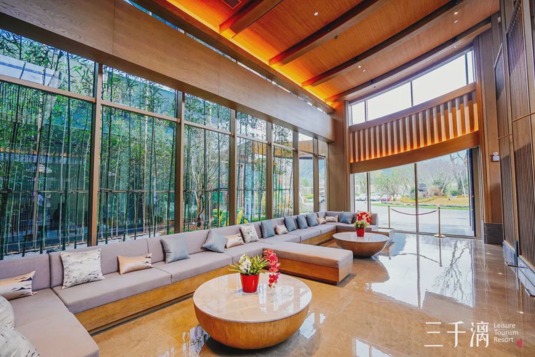 柳州周边迅速蹿红的江枫船屋别墅!天空之境简直美绝了