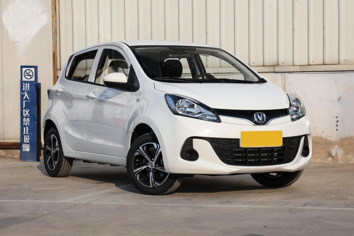 家庭代步买什么车比较实用,家庭用车买哪款车最合适