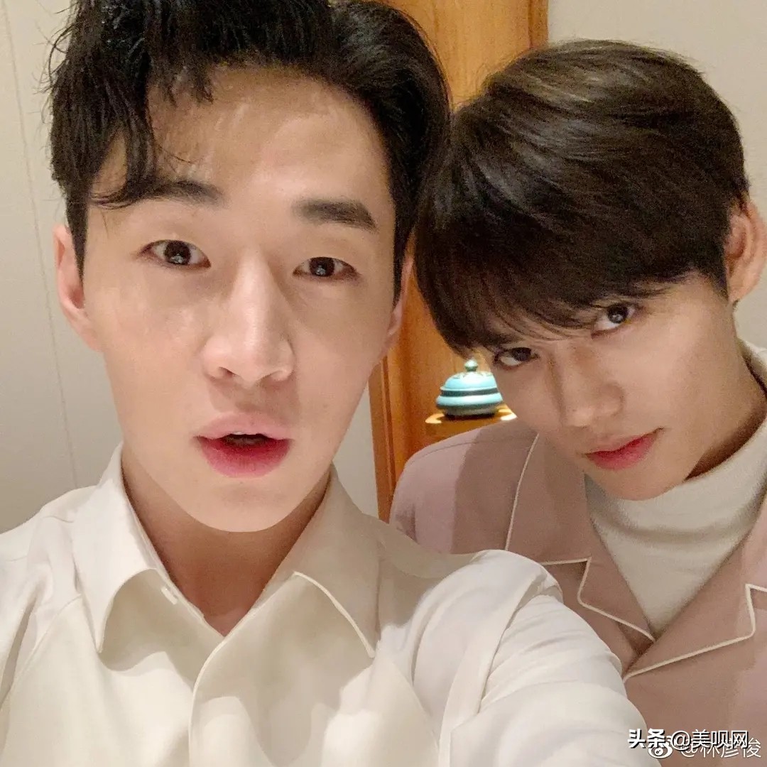 王源王俊凯杨紫肖战,微博之夜肖战杨紫王源