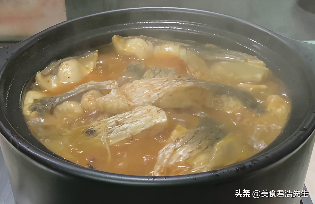 过年要吃鱼教你懒人做法用料简单,天冷就要多吃鱼