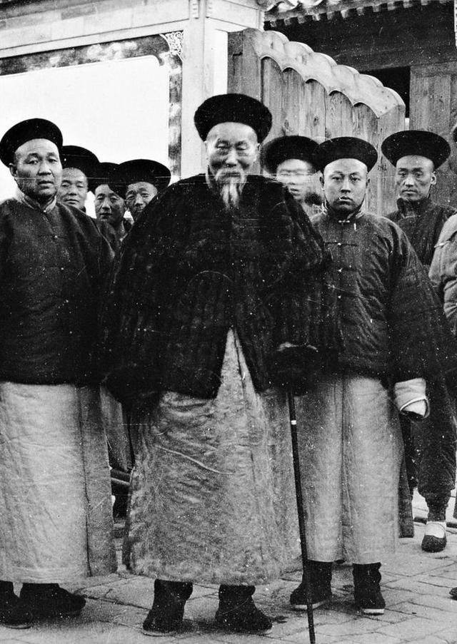 香港格局：民族窗口，中美支点