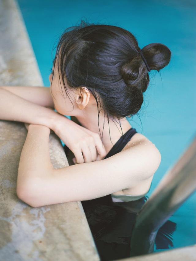 游泳24小时不脱妆和防水妆容教程,防水妆容游泳专用简单