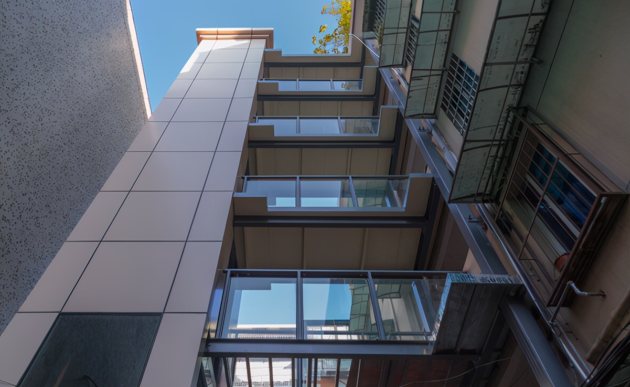 老房子加电梯新政策,旧楼加电梯缺点