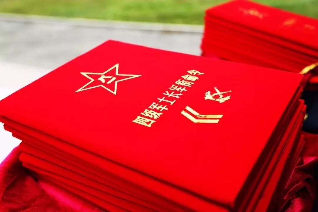 大学生转士官是直接转二期吗,大学生直接当士官有变化