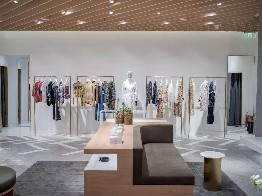 刘雯江疏影,江疏影刘雯同款服装品牌