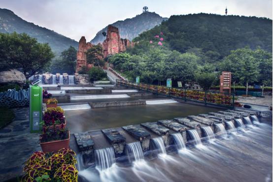 北京平谷区石林峡景区玻璃观景台,平谷石林峡钛合金ufo玻璃观景台