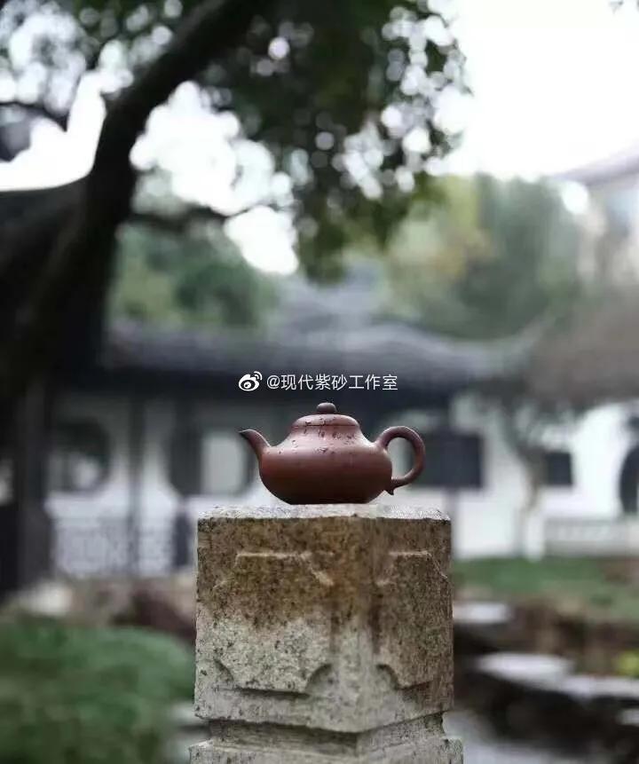 张春兰做的紫砂壶贵不贵,买一把紫砂壶一千四贵不贵